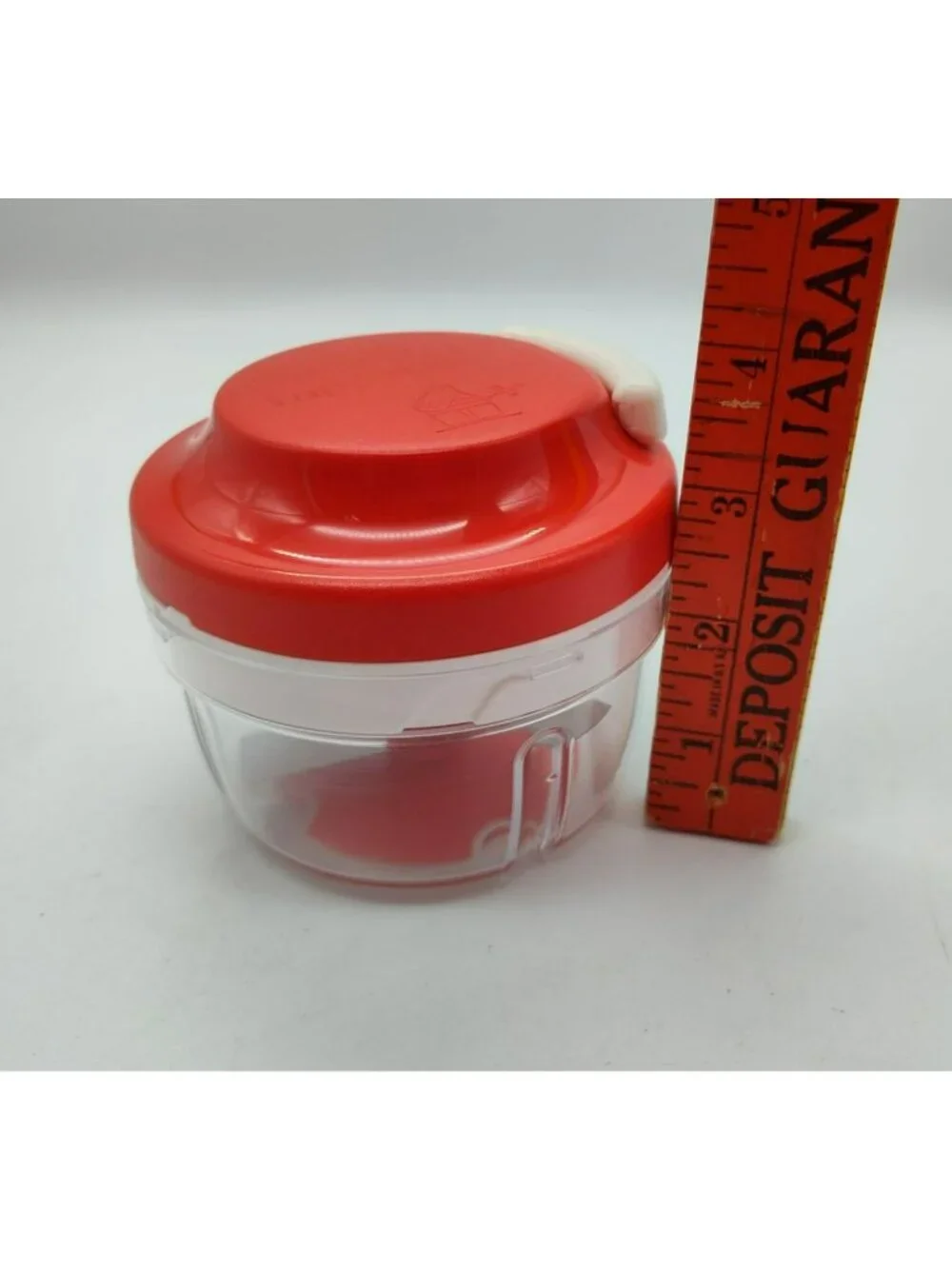 Tupperware Chop N Prep Mini Food Pull Cord Chopper Red 1.25 cup 300ml 6761C-4
